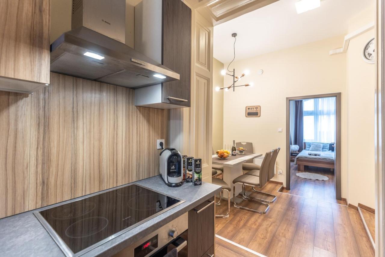 Wiky'S Apartman With 3Bathrooms Budapeşte Dış mekan fotoğraf