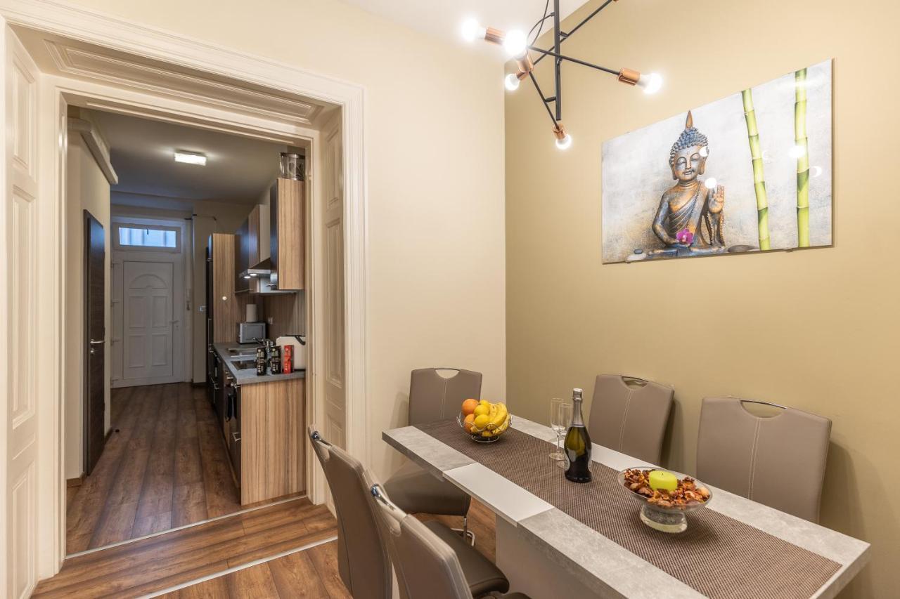 Wiky'S Apartman With 3Bathrooms Budapeşte Dış mekan fotoğraf